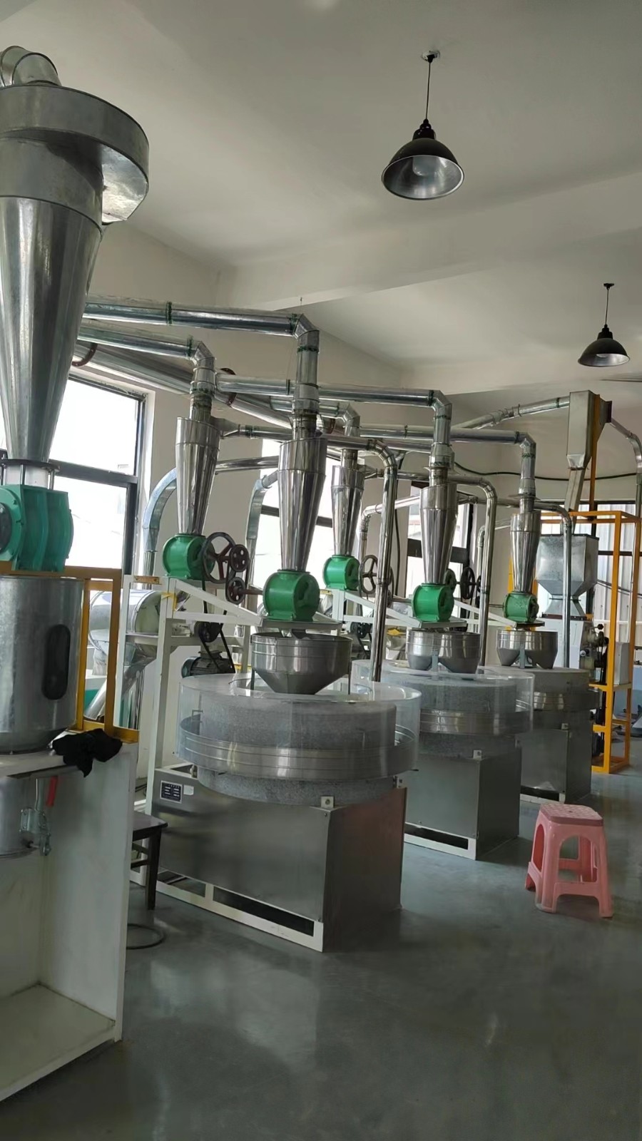 6F2235×1+SM100×3×5T小麥?zhǔn)コ商讬C組