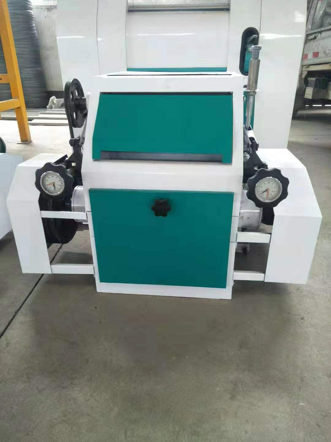 6f2235:40:50:60(同布帶)磨粉機(jī)